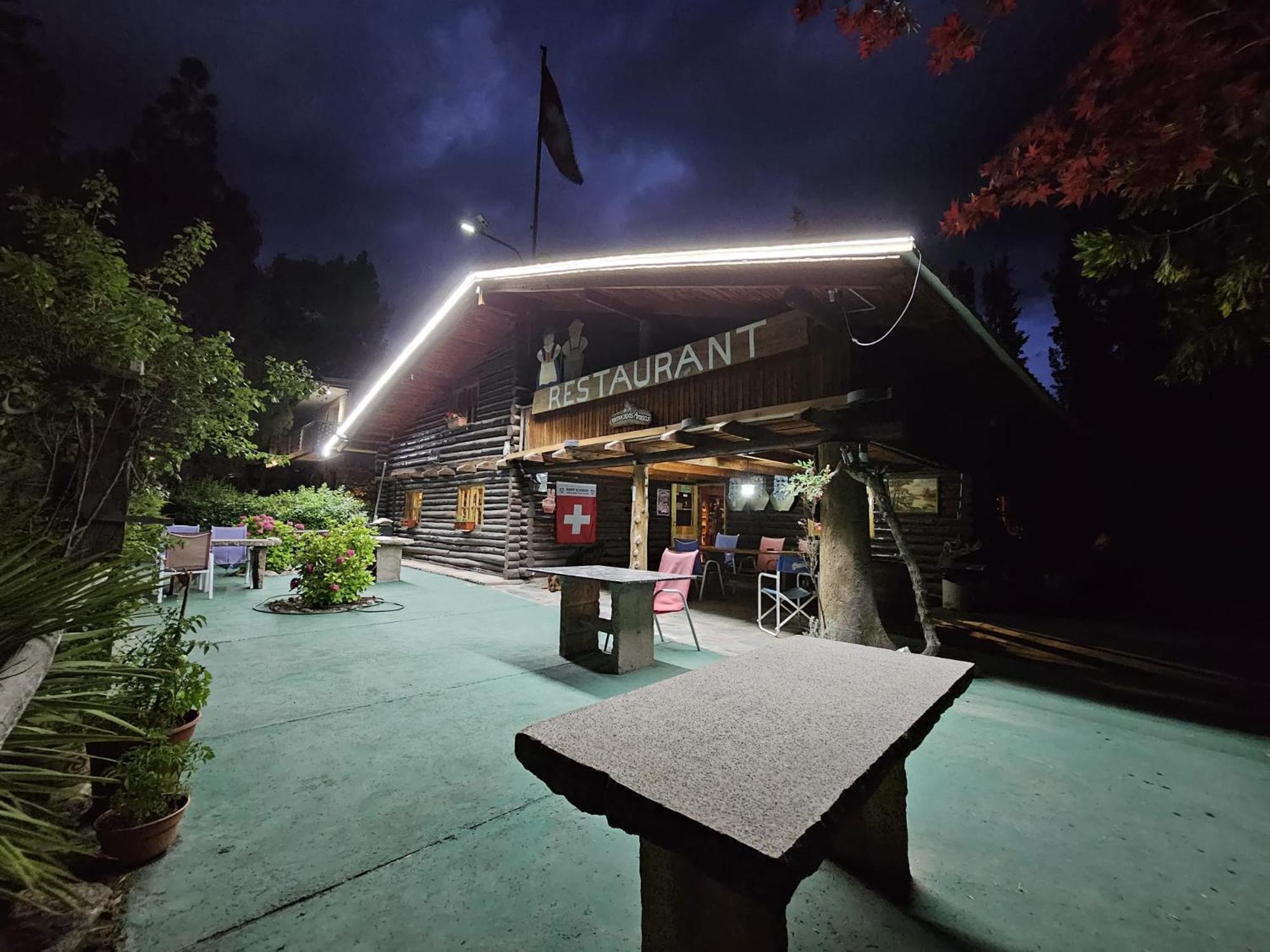 Cabanas Swissminiatur Cacheuta Luaran gambar