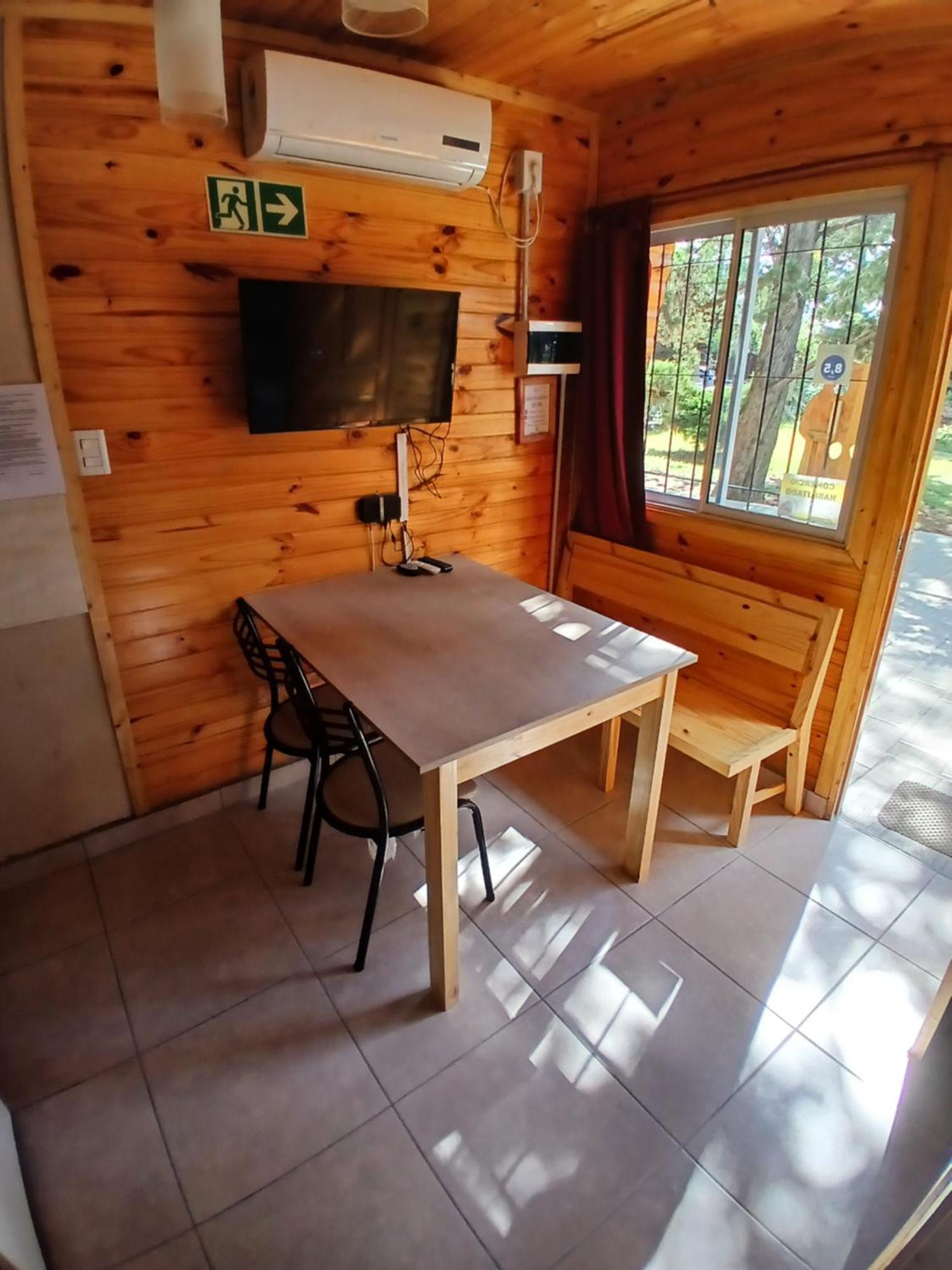 Cabanas Swissminiatur Cacheuta Bilik gambar
