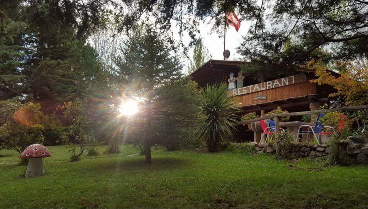 Cabanas Swissminiatur Cacheuta Luaran gambar